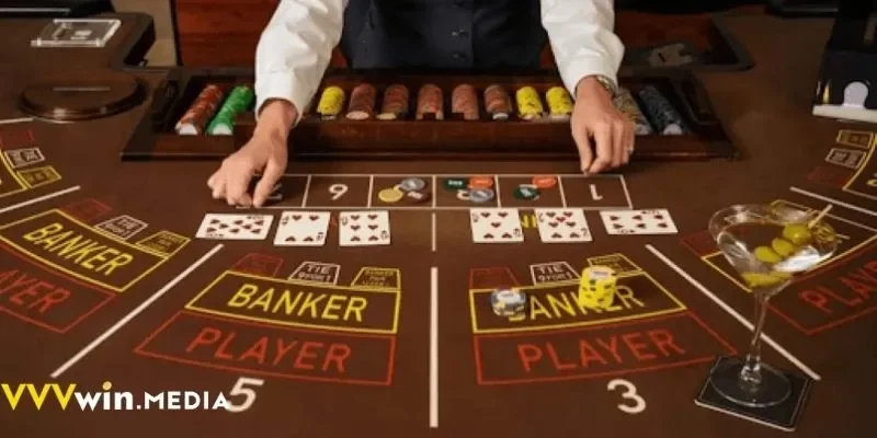 Tìm hiểu luật và chiến thuật Baccarat hiệu quả tại VVVWIN